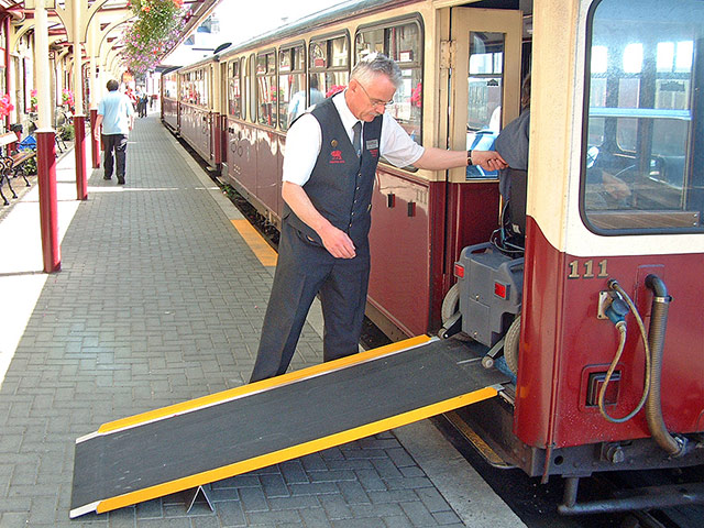 Classic Train Ramp Index of /pictures